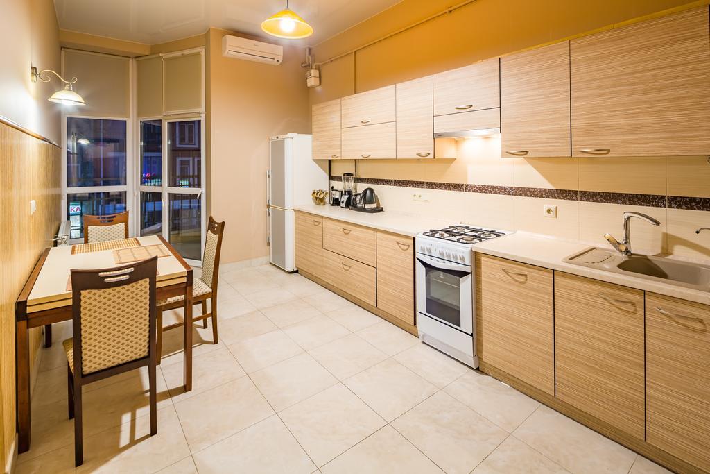 Apartments Alfa Tsekhova 1 Lviv Extérieur photo