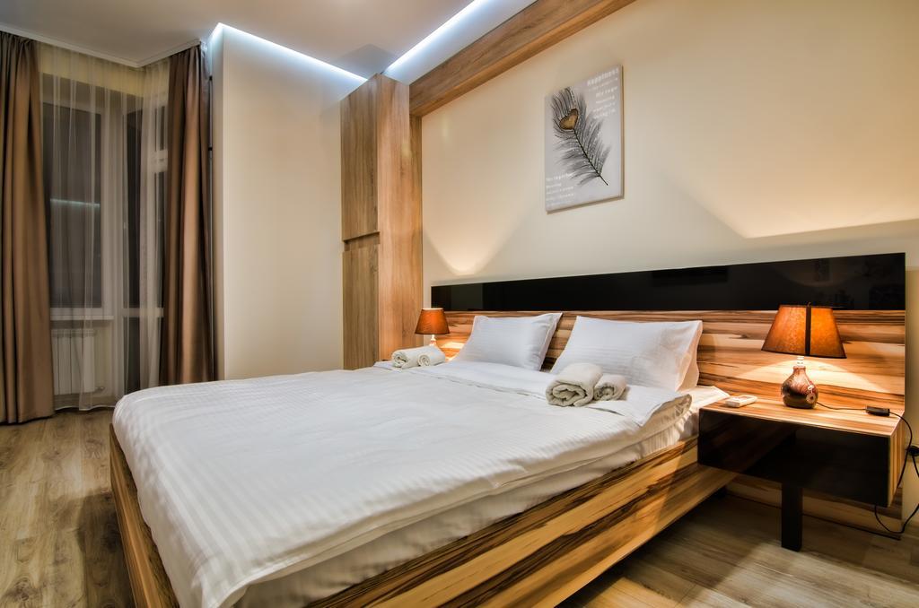 Apartments Alfa Tsekhova 1 Lviv Extérieur photo