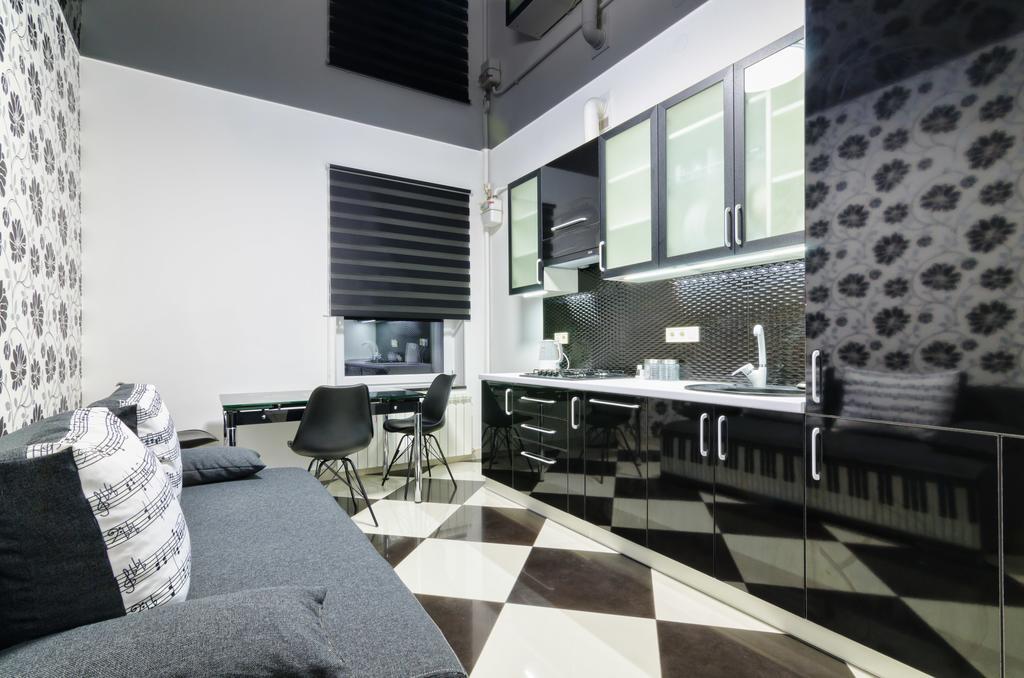 Apartments Alfa Tsekhova 1 Lviv Extérieur photo